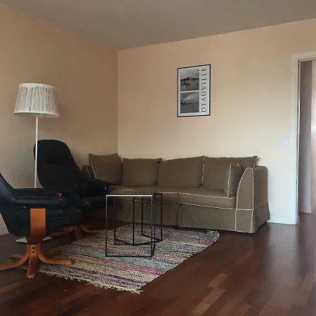 Coeur Grand 3 Pieces Avec Parking דירה